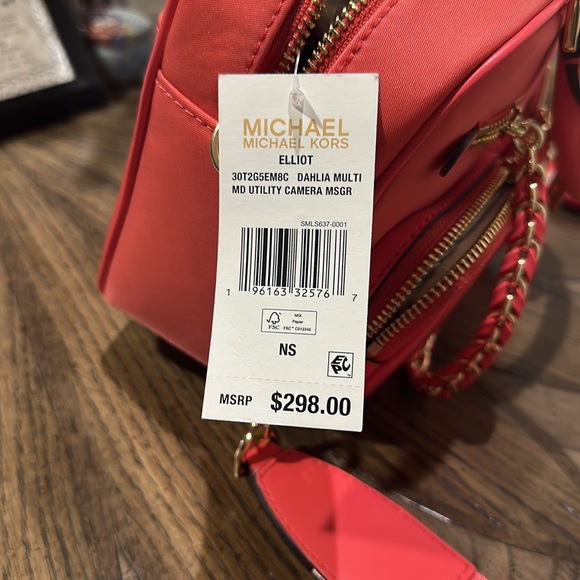NWT MICHAEL KORS CROSSBODY 💕✨💕 - Picture 4 of 5